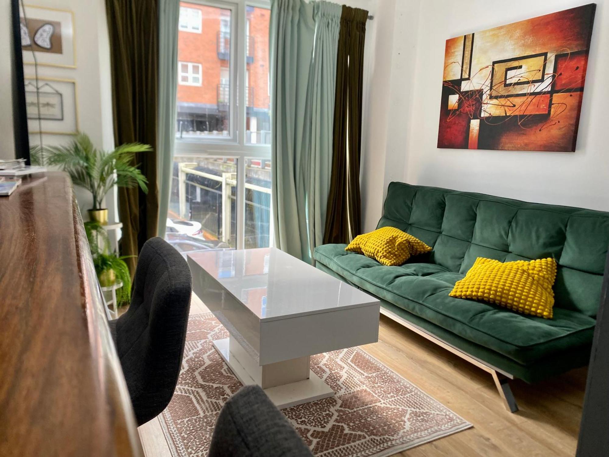 Luxury Urban Tranquility At B1 Birmingham Exterior foto